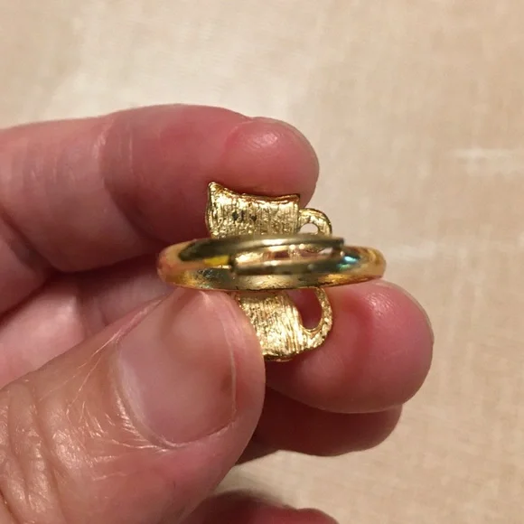 Stretch Rhinestone Cat Ring - Picture 4 of 4